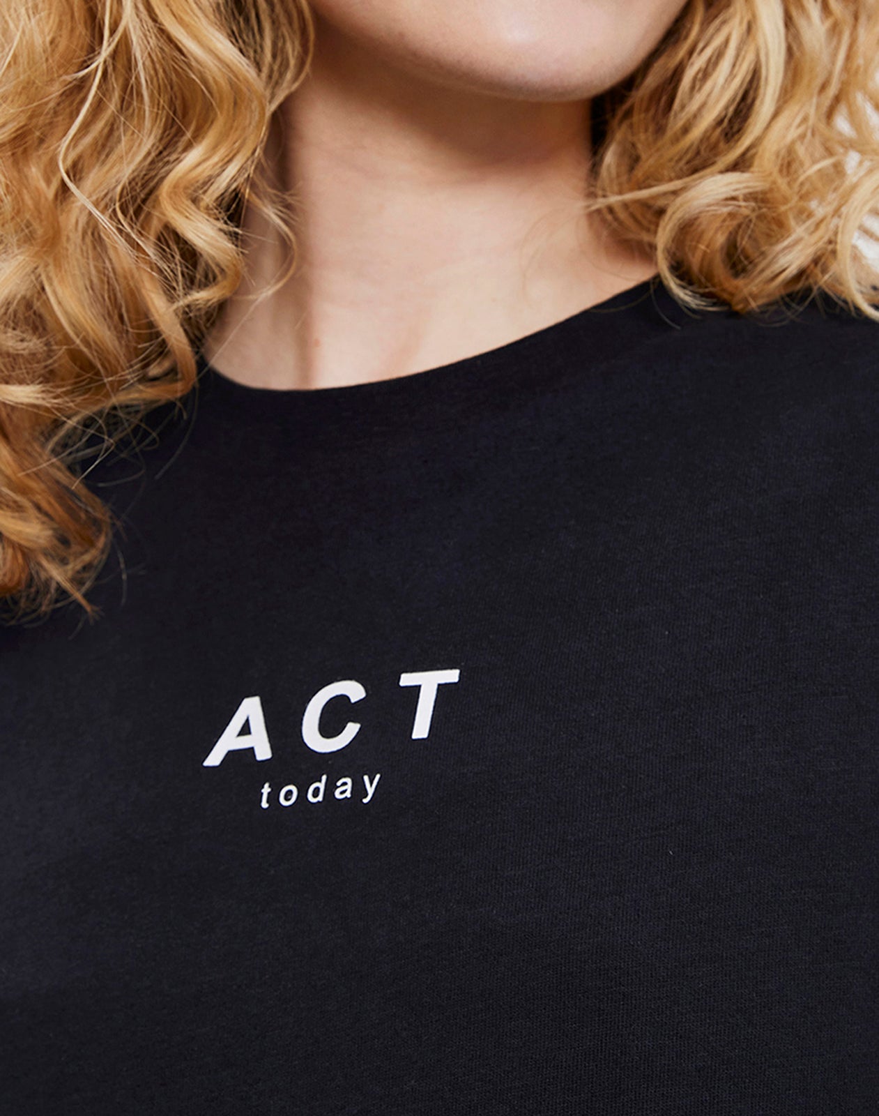 ACT today KIM t-shirt T-Shirt 101 Wash Black
